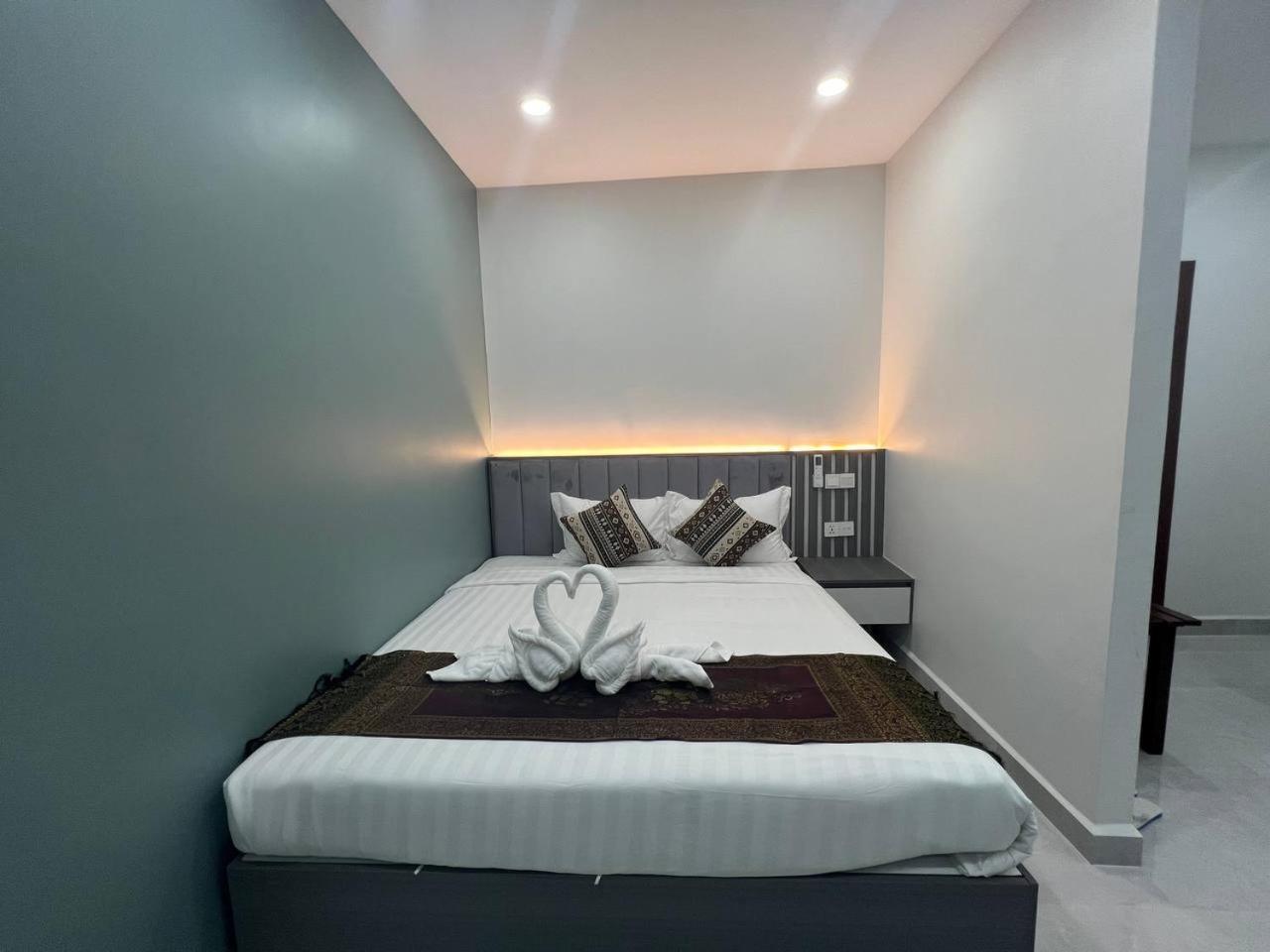 C-Hotel Sihanoukville Eksteriør billede
