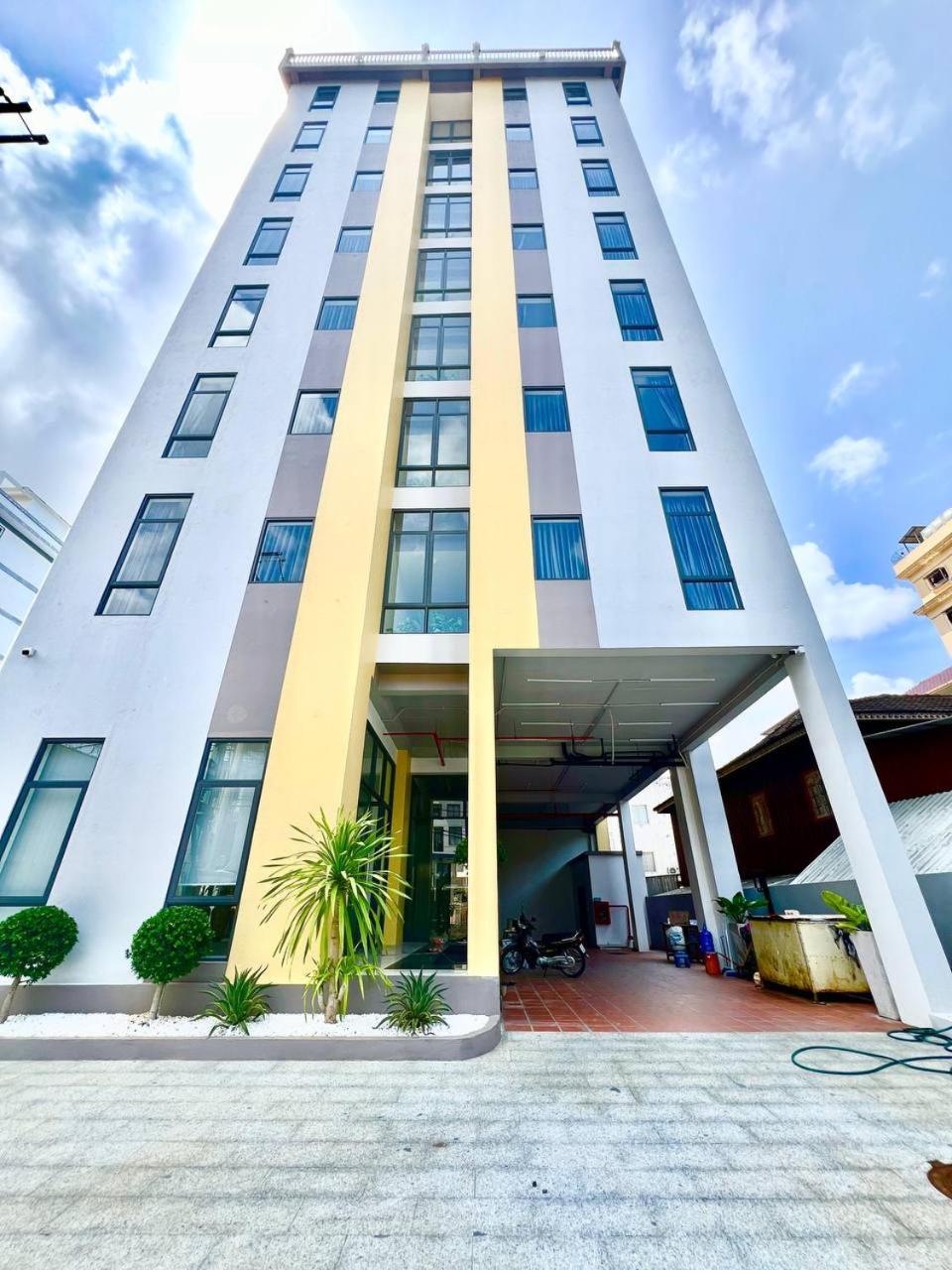 C-Hotel Sihanoukville Eksteriør billede